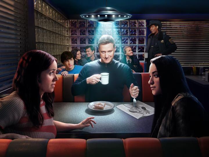 مشاهدة مسلسل Resident Alien الموسم الرابع الحلقة 1 مترجمة